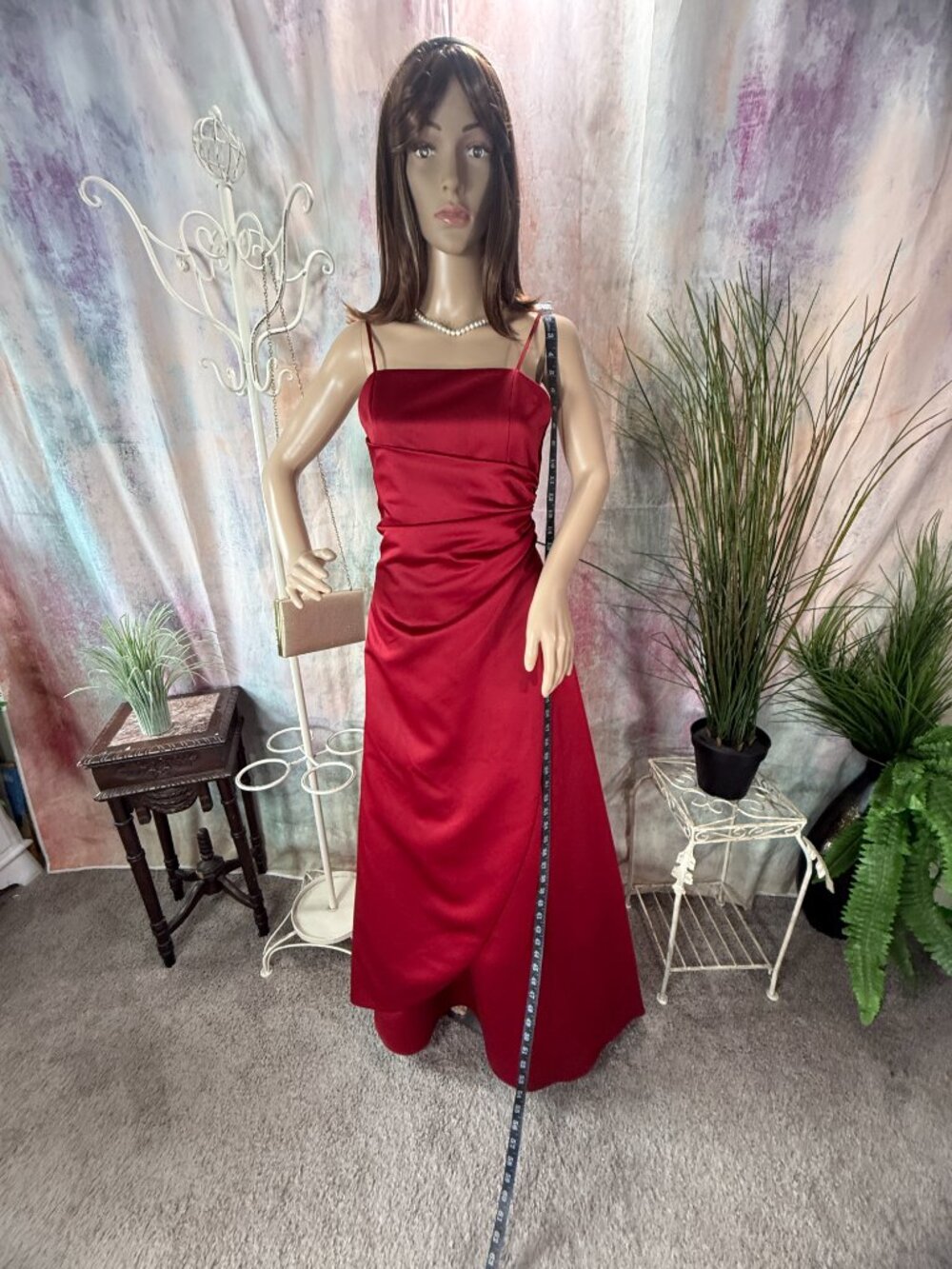 📌 David's Bridal Apple Red Satin Trumpet Prom - Bridesmaid - Formal Night Gown - Picture 7 of 16